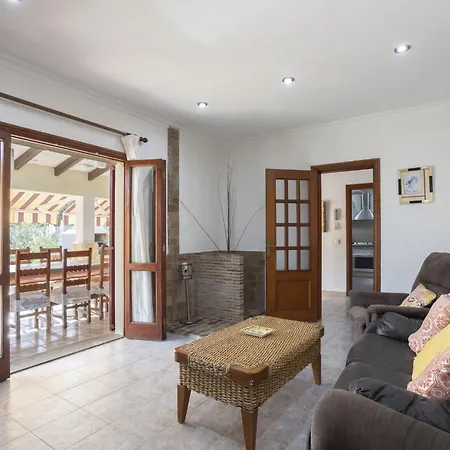 Juana Picafort Villa *